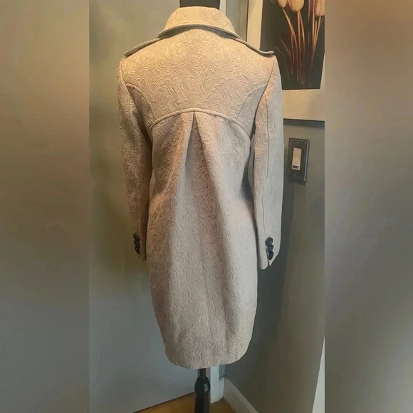 - Max Mara jacquard empire waist doubled breasted coat - Picture 2 of 14